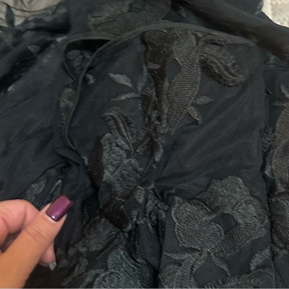 Women’s MARCIANO Los Angeles Elegant Black Lace Embroidered Flowers Whimsigoth S - Picture 11 of 12